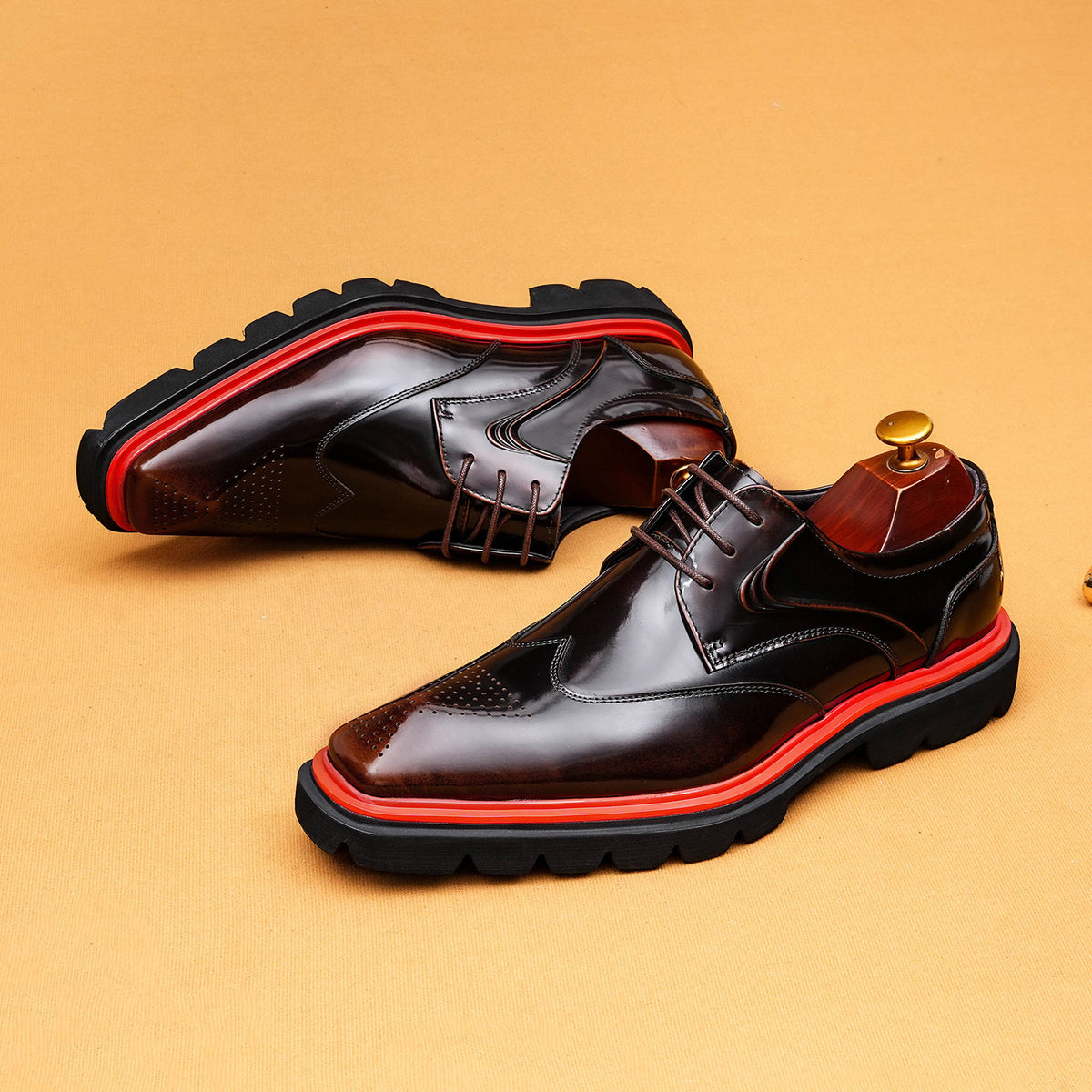 Men's Formal Wear Brogue British Style Lace Red Blue Edge Platform Men's Business Leather Shoes