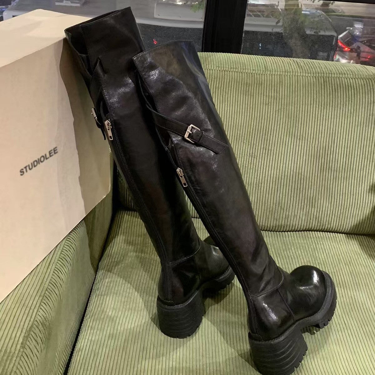 Essence Washed Horse Round Head Slimming Boots