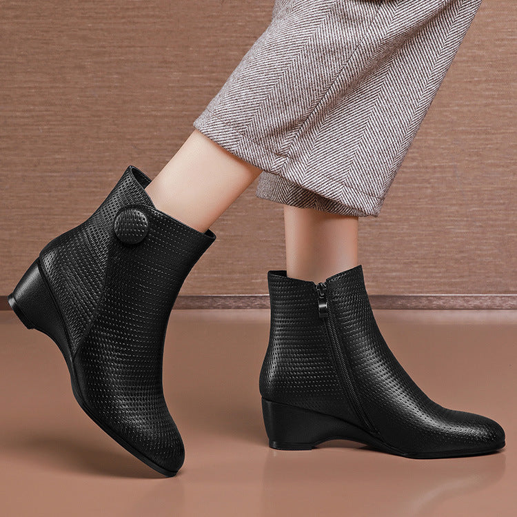 Women's Mom Wedge Soft Side Zip Short Round Toe Boots