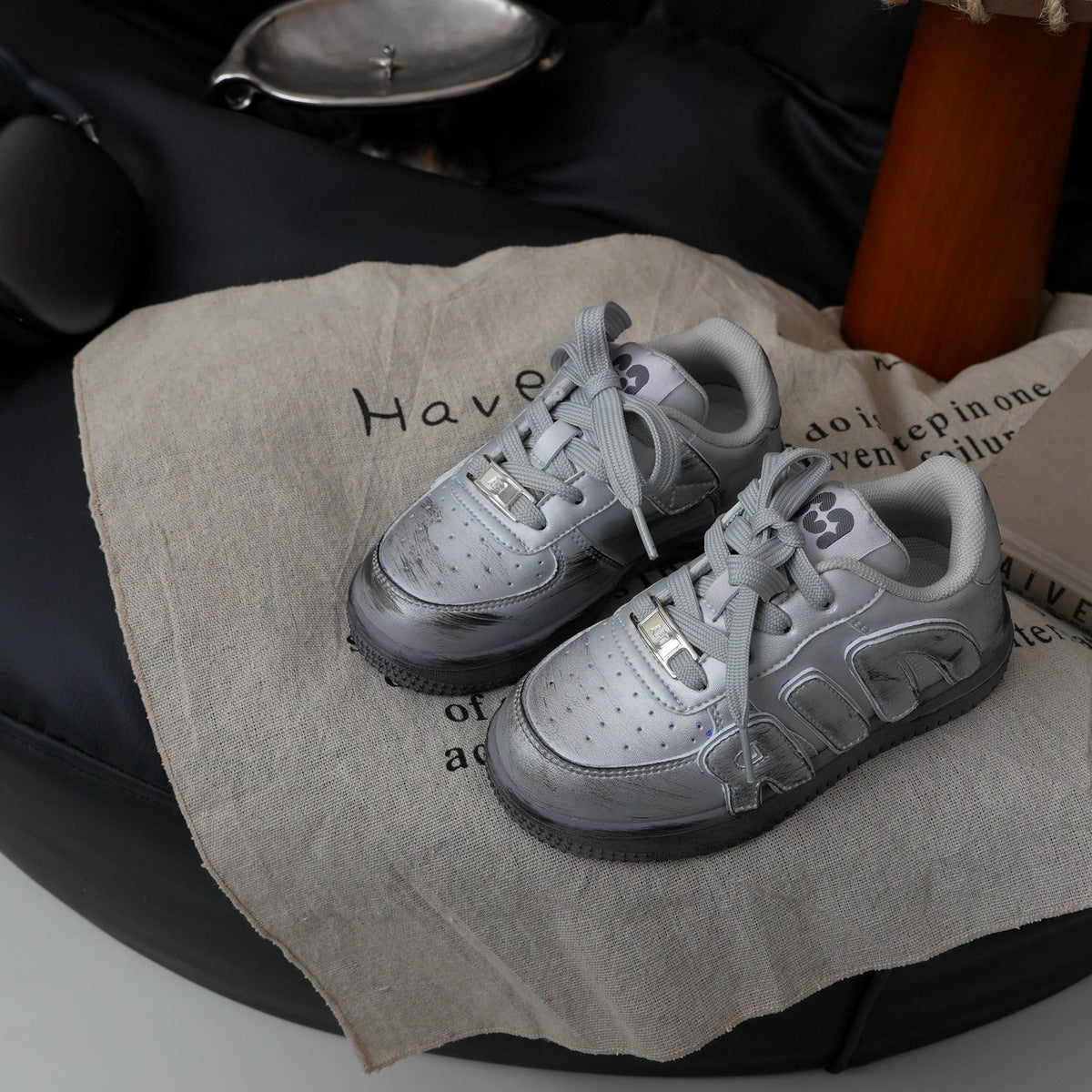 Children's American Urban Fleece-lined Velcro Distressed Dirty Kid's Sneakers