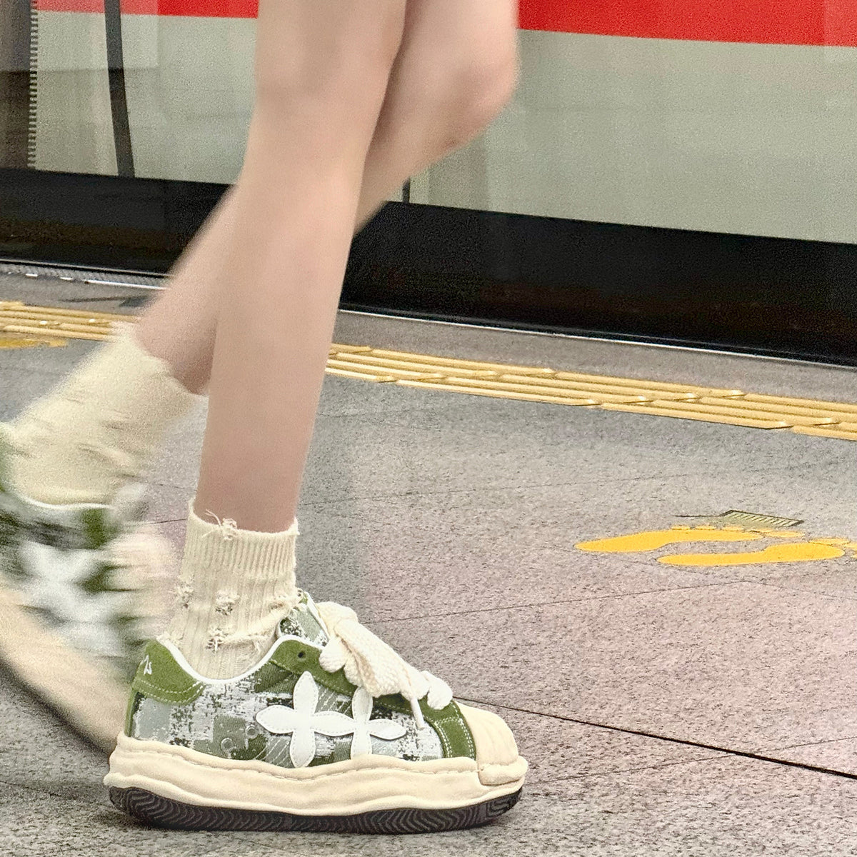 Men's & Women's Of Clover Series Platform Elevator Trendy Couples Men's Board Shoes