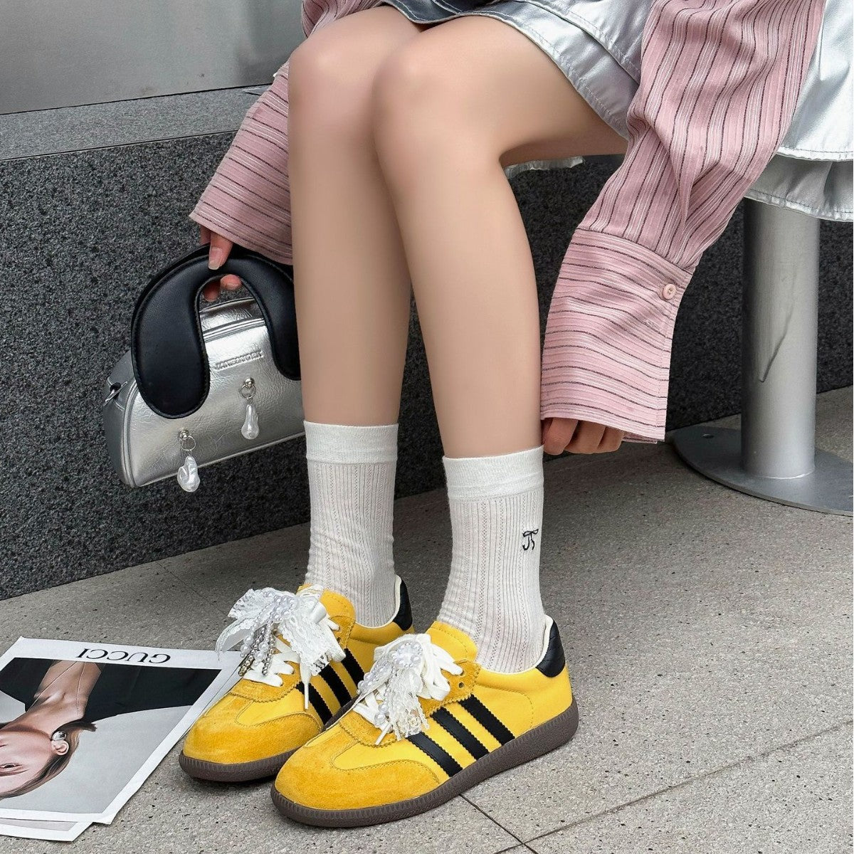 Women's Pearl Bow Fashion Sports Retro German Casual Shoes