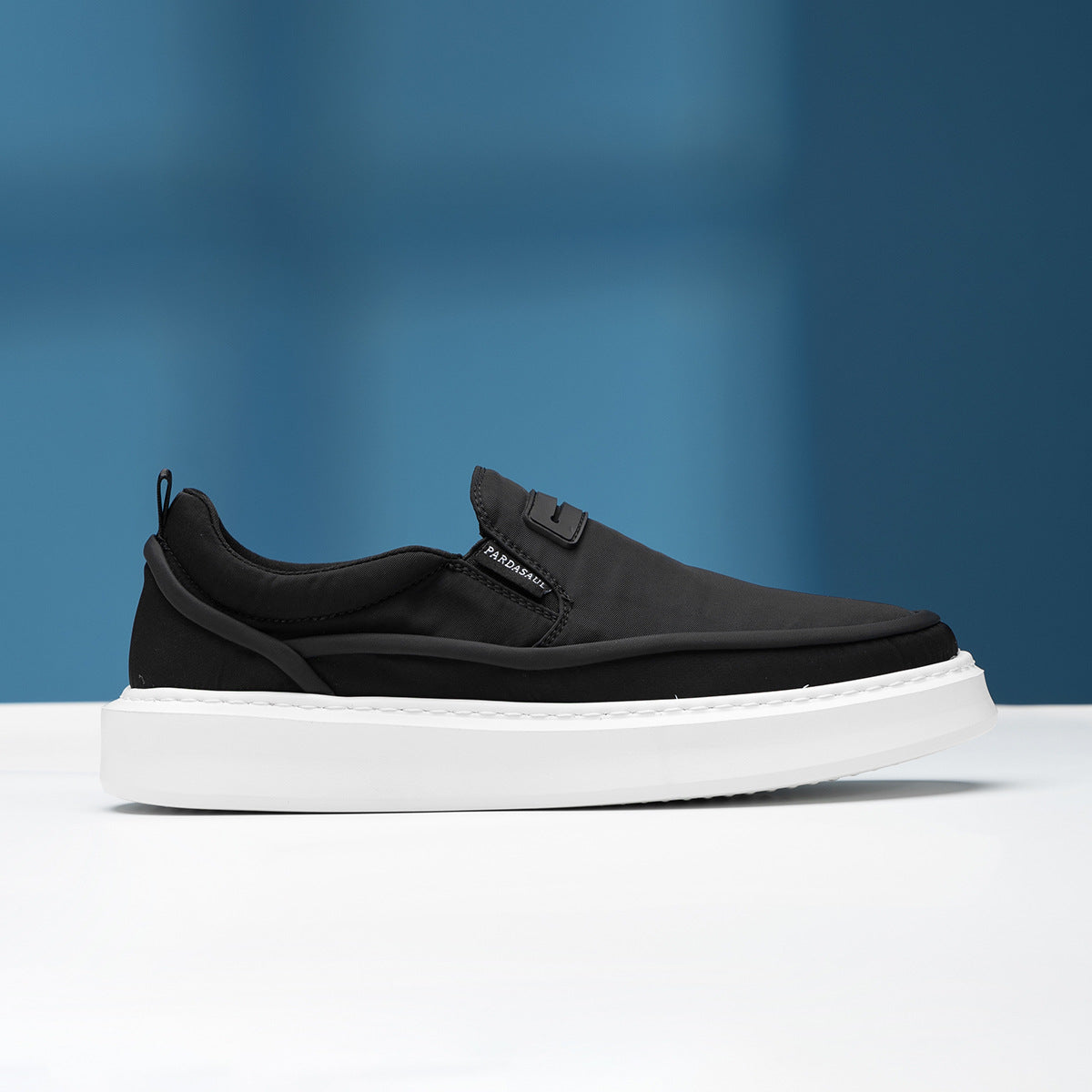 Men's Breathable Cloth Trendy Fashion Slip-on Soft Canvas Shoes