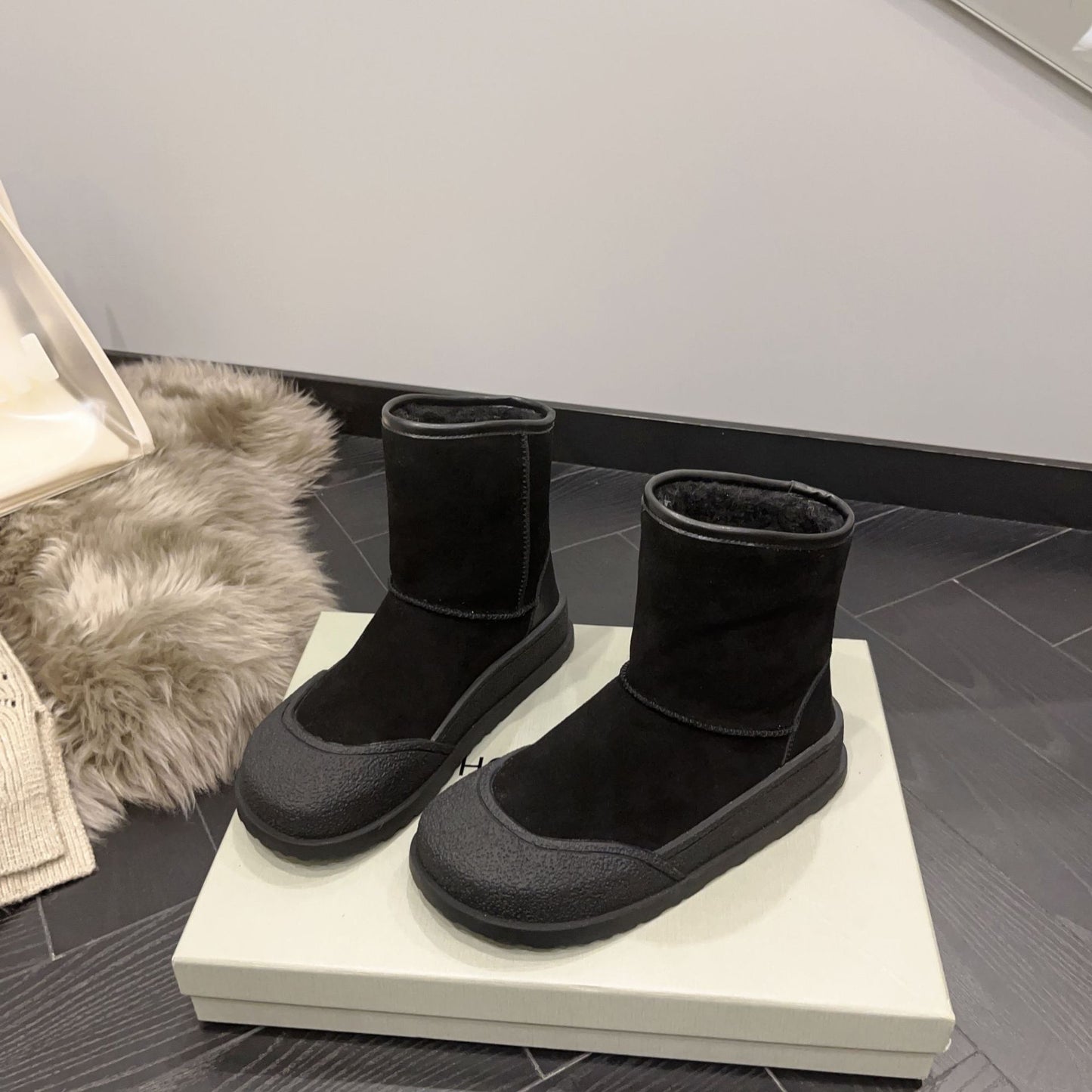 Women's Heater Vintage Genuine Length Plus Veet Snow Boots
