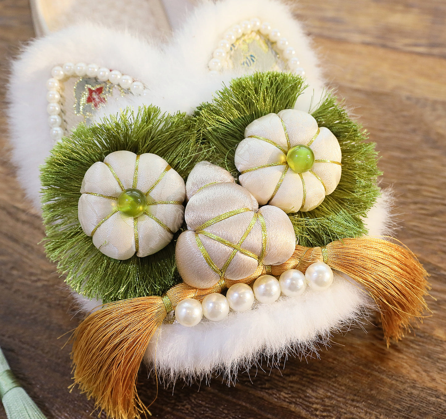 Beautiful Culture Handmade Chinese Tiger Head Casual Shoes