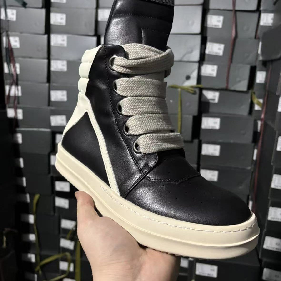 Men's Inverted Triangle Black White Thick Bottom Fashion Sneakers