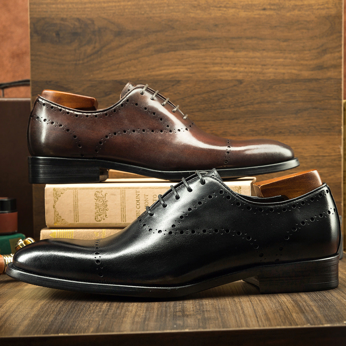 Men's Business Formal Cowhide British Style Brogue Leather Shoes