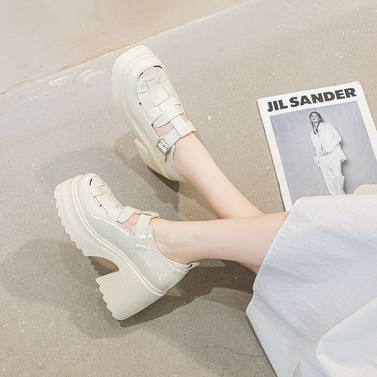 Women's Hollow Out Versatile Fashion Muffin Thick Bottom Sandals