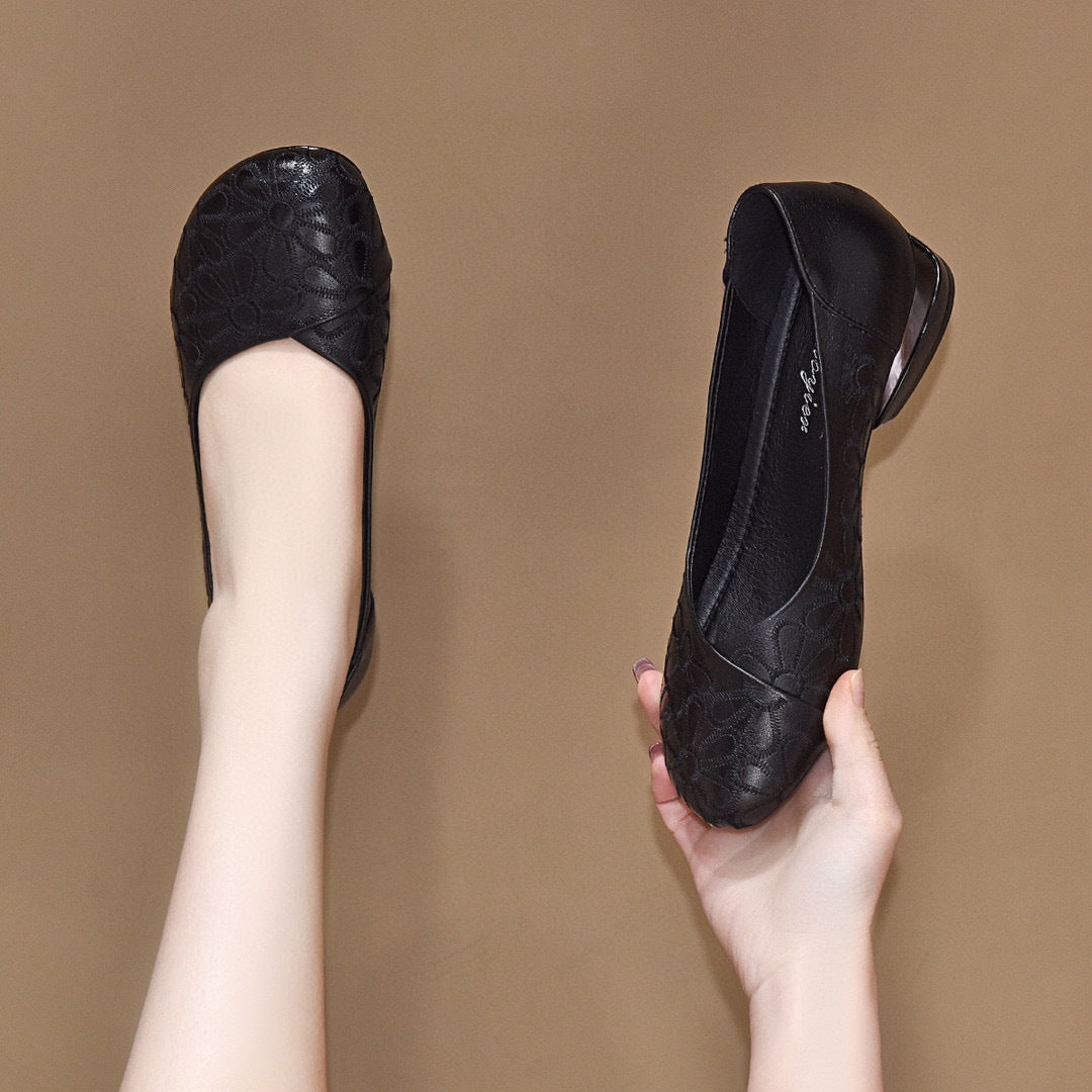 Women's Pumps Embroidered Low Flats First Layer Loafers