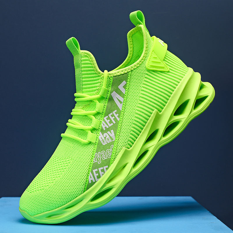 Men's Summer Lightweight Running Cloth Flying Woven Sneakers