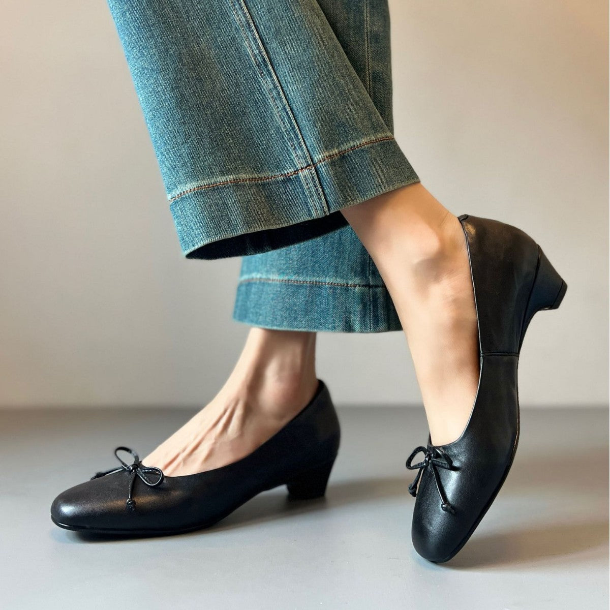 Cowhide Version Bow Chunky Square Toe Daily Women's Fashion Shoes