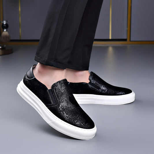 Men's Summer Breathable Slip-on Lazy Fashion Board Men's Shoes