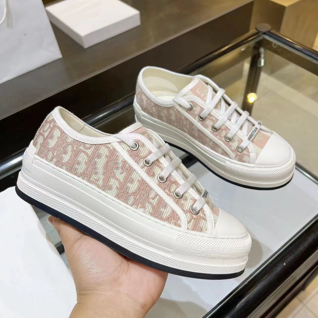 Women's Home Platform Embroidered Letters Presbyopic Pumps Canvas Shoes