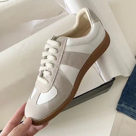 Women's Mom Retro Style Round Toe German Sneakers