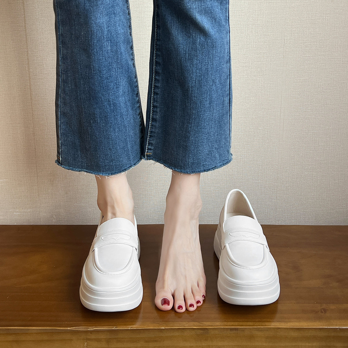 Women's Height Increasing Insole Versatile Style White Slip-on Thick Sneakers