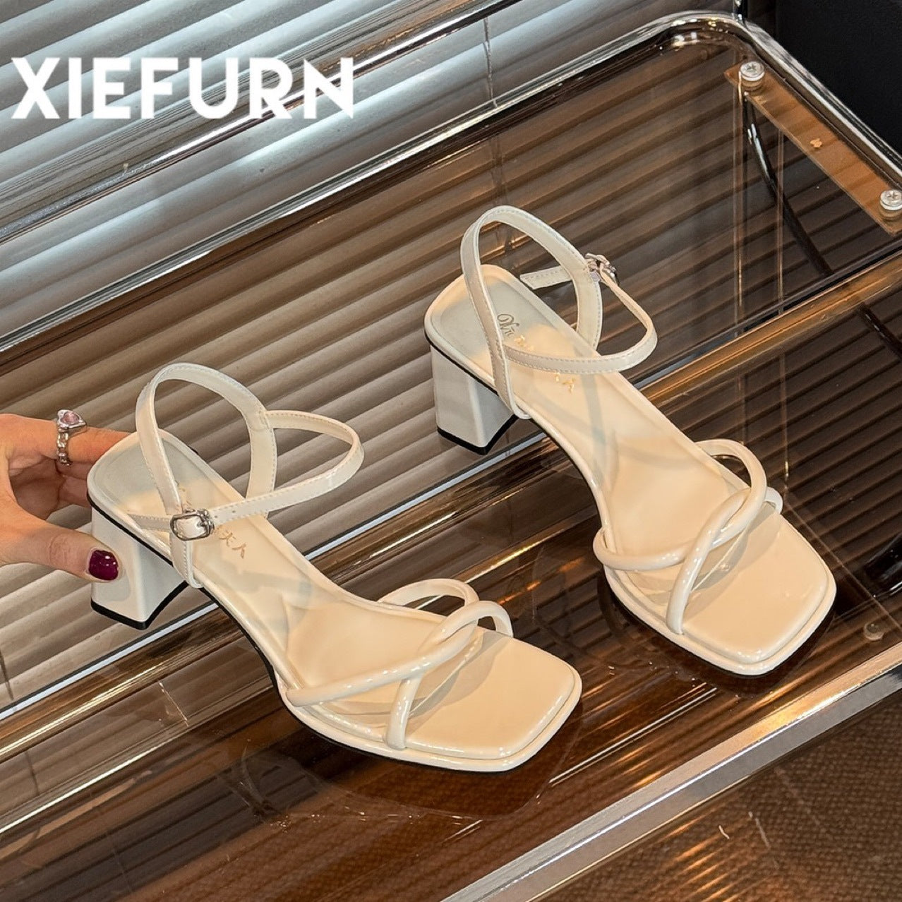 High Summer French Style Temperament With Heels