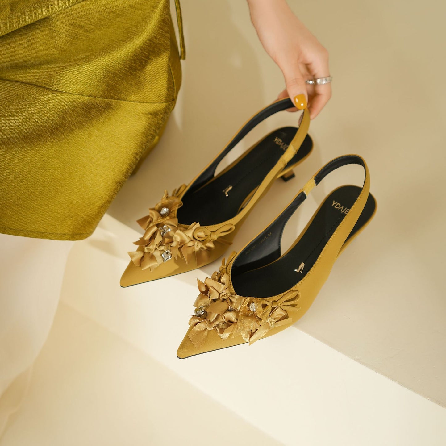 Women's Spring Pointed Stiletto Bow Rhinestone Heels