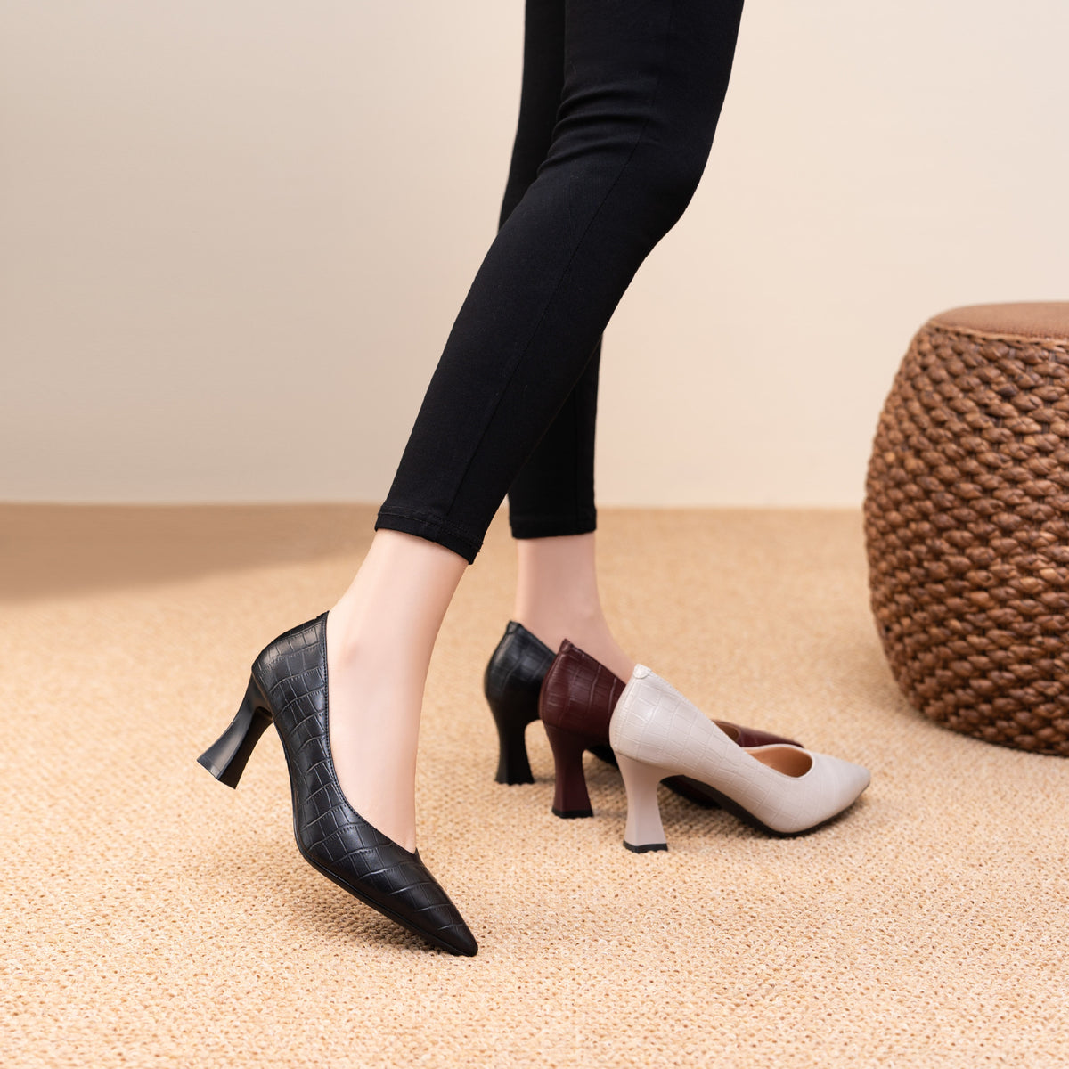 Women's Early Spring Shallow Mouth Elegant Pointed High Soft Women's Shoes