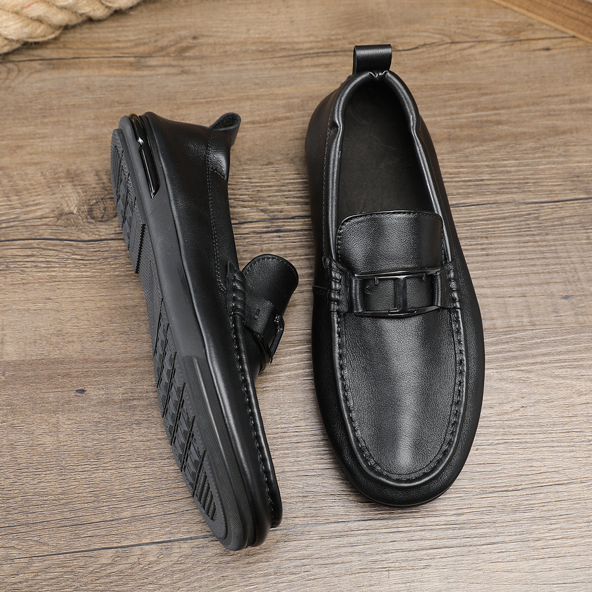 Men's Summer Fashionable Simple Flat Layer Cowhide Soft Loafers