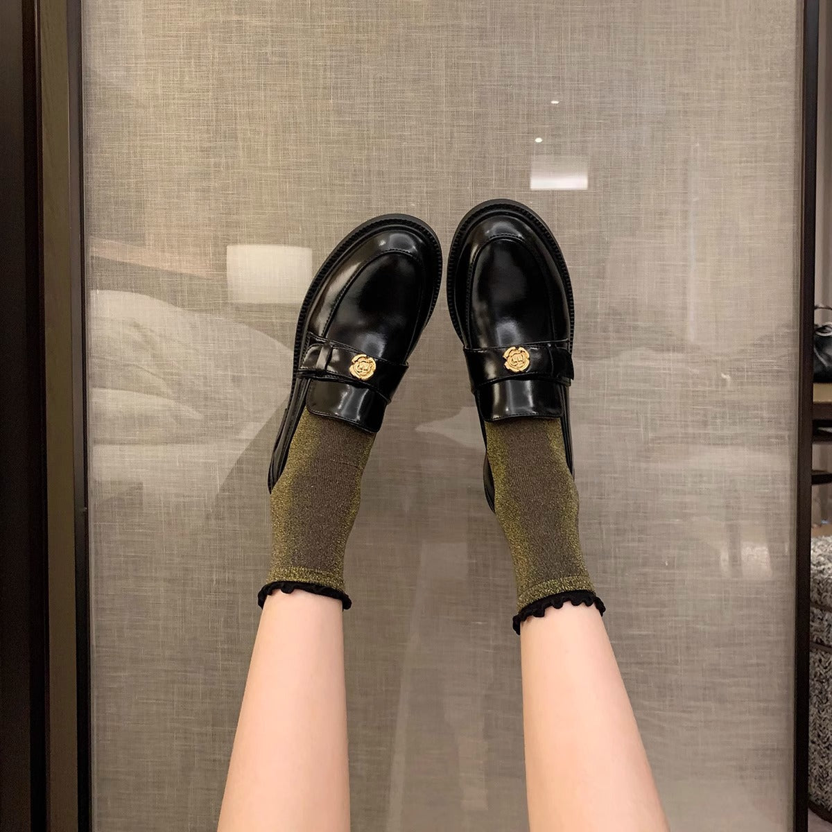 Women's Mom Expensive Camellia Gold Buckle Slip-on Loafers