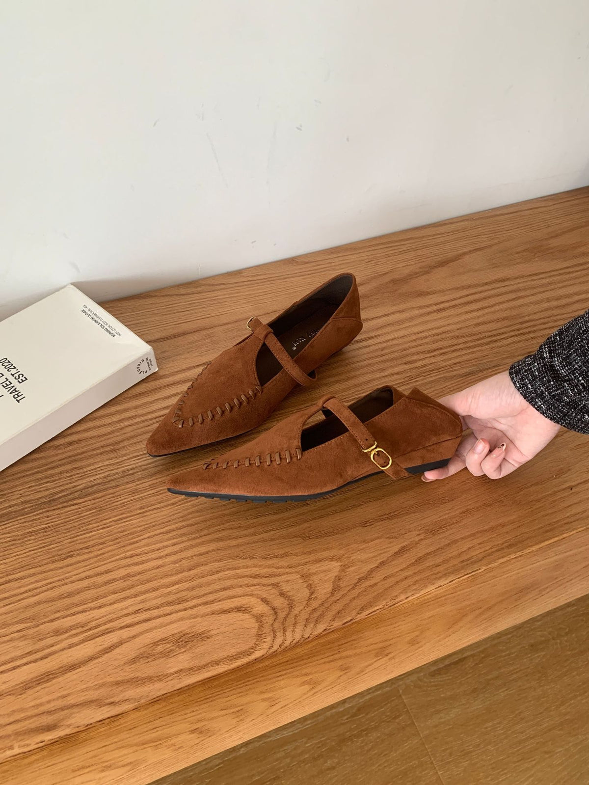Women's Bottom Pointed Toe Peas Wedge Simple Vintage Buckle Thick Strap Women's Fashion Shoes
