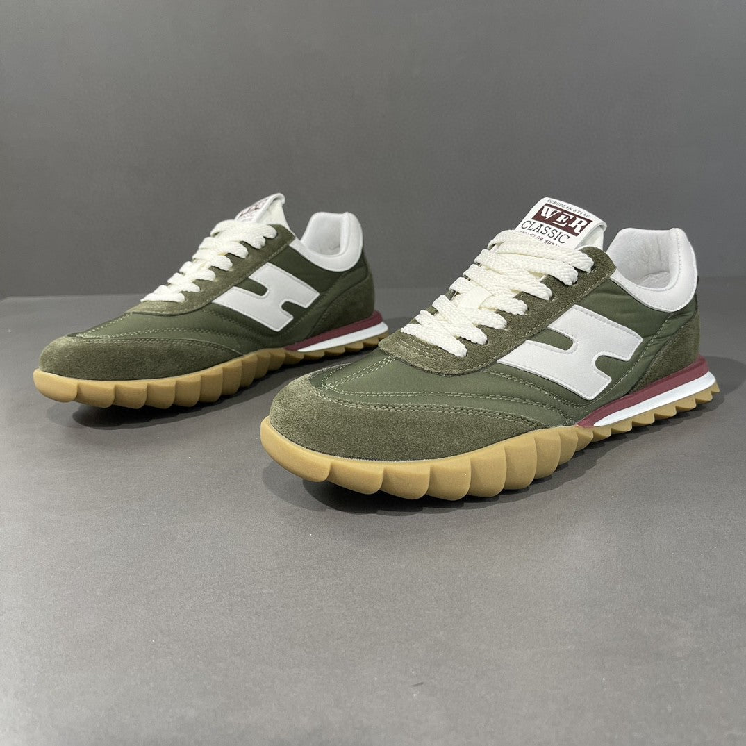 Men's Sports Spring Soft Bottom Flat Versatile Vintage Fashion Men's Board Shoes