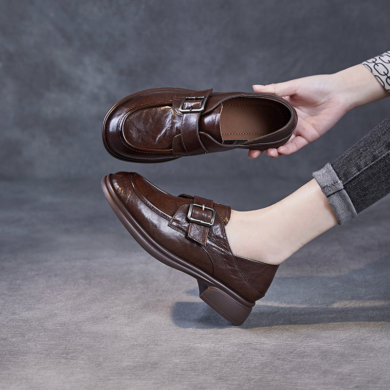 Women's Sheepskin Hand-held Spring Retro Buckle Commuter Leather Shoes