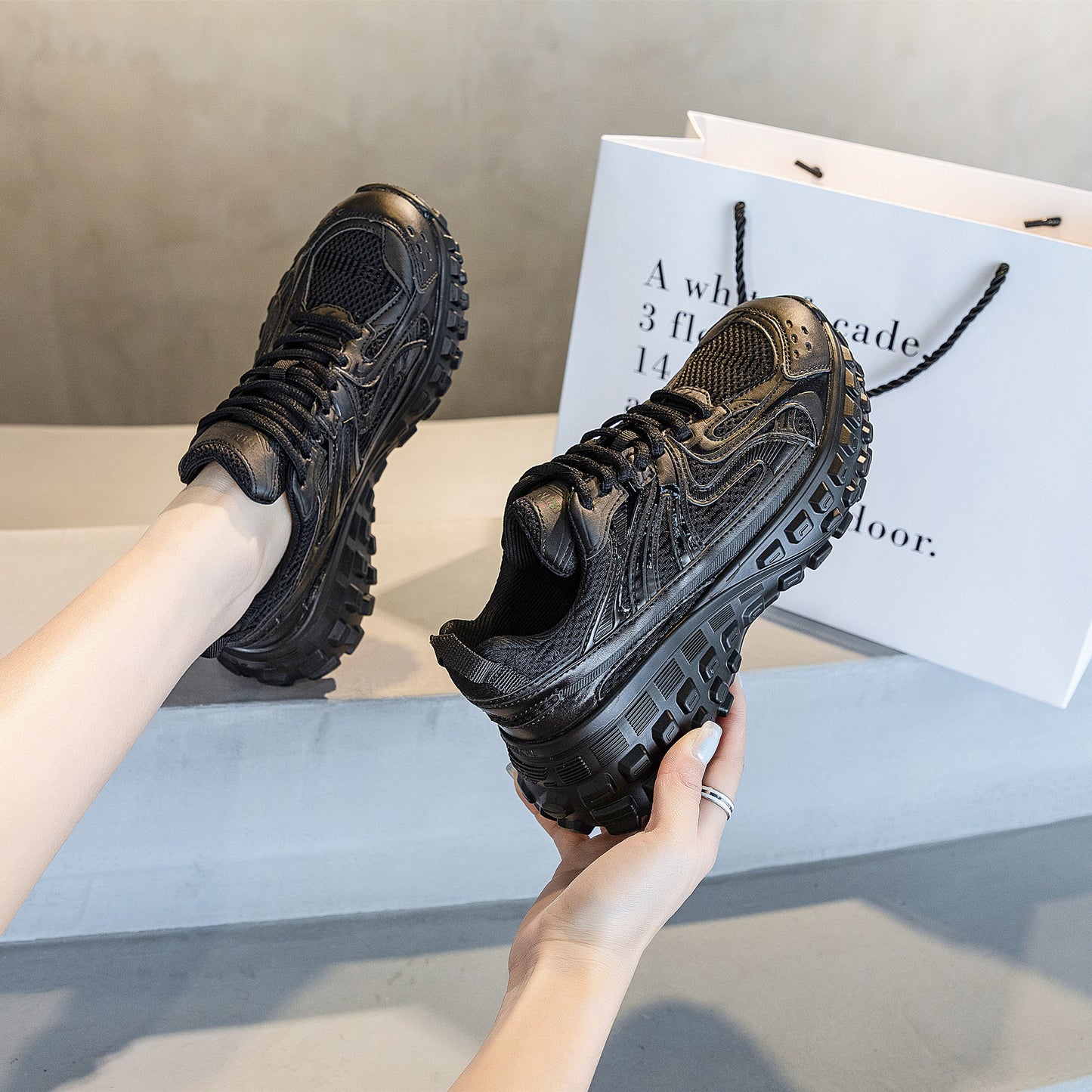 Women's Bottom Breathable Resin Sole Leisure Tank Sports Sneakers