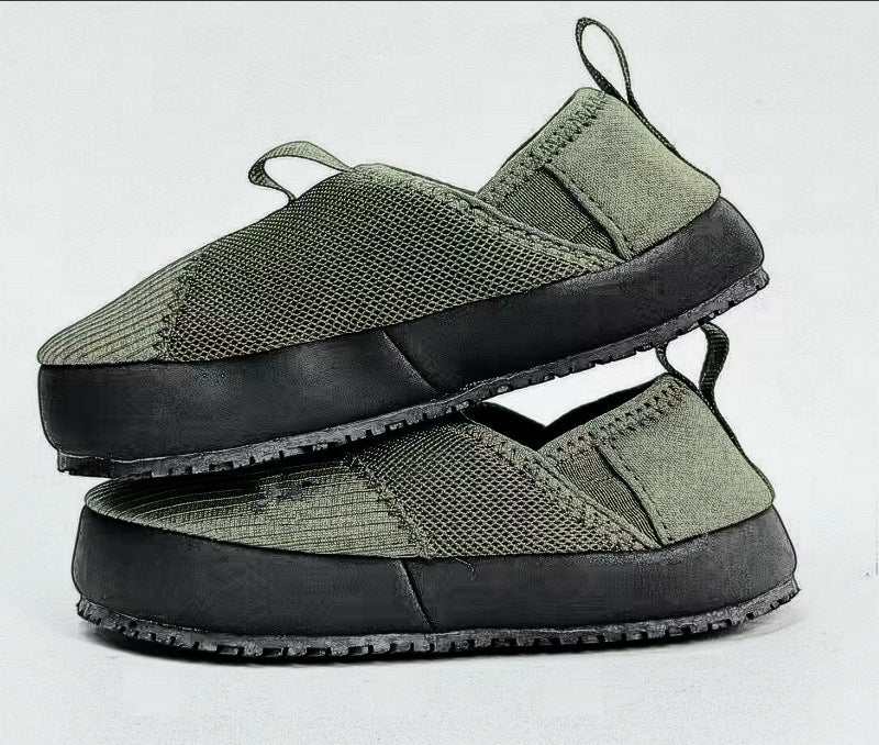 Children's Cute Mesh Slip-on Bread Four Lightweight Kid's Sneakers