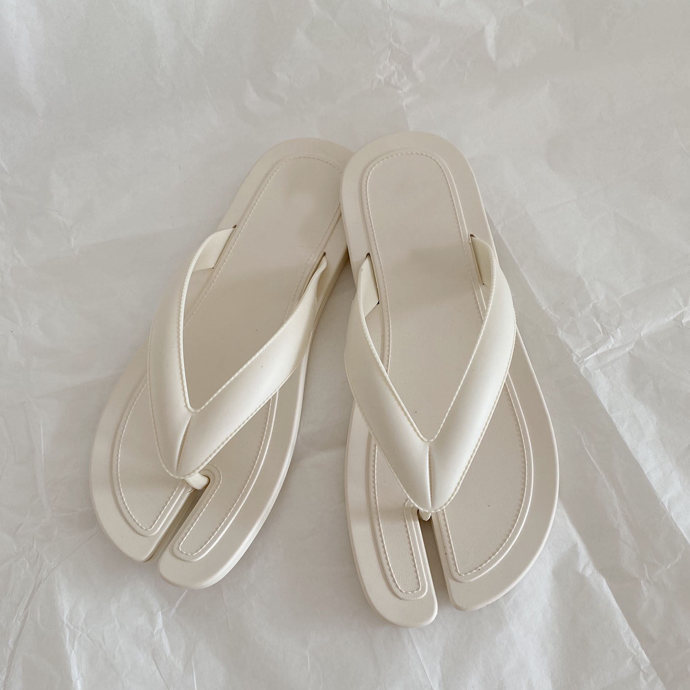 Women's Summer Fashion Couple Flat Open Finger Sandals