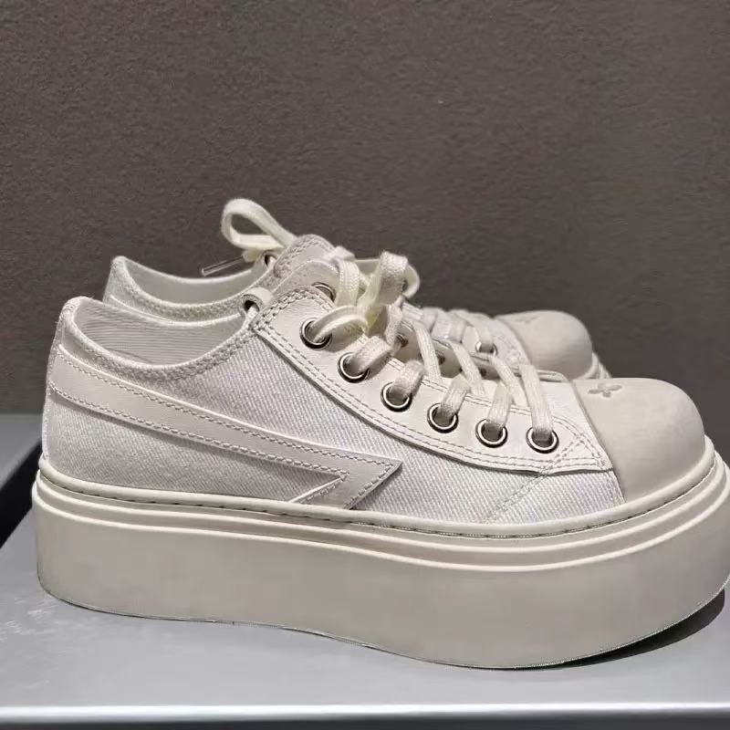Women's Meteor Retro Destroyed Distressed Little Dirty Casual Shoes
