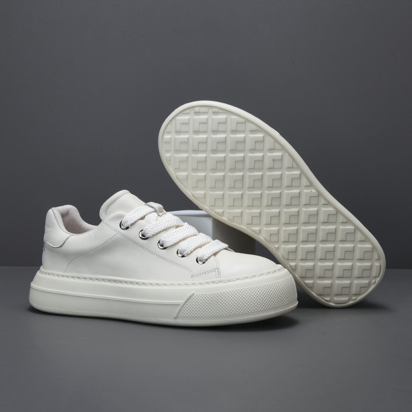 Men's Trendy Platform White Top Layer Cowhide Sneakers