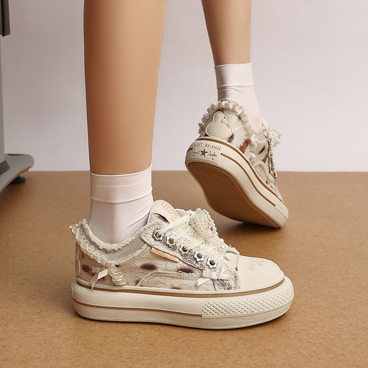 Women's Surface Thin Breathable Lace Pearl Platform Sneakers