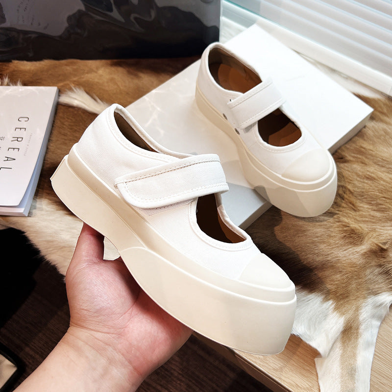Women's Retro Easy Matching Big Head Small Men's Shoes