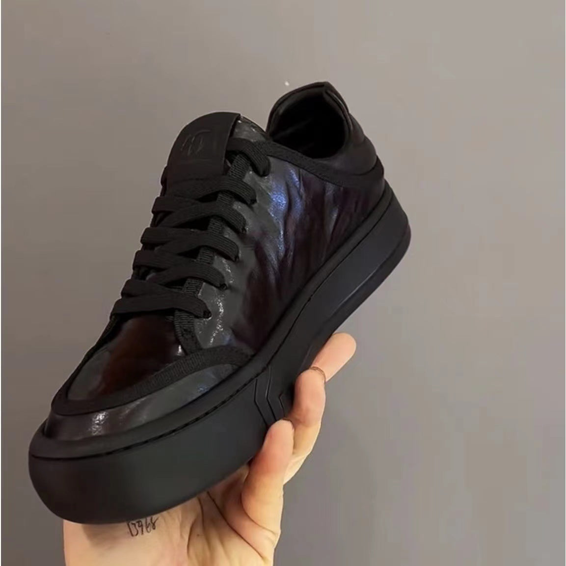 Men's Spring Pure Slip-on Round Toe Fashion Online Craft Soft Bottom Men's Business Leather Shoes