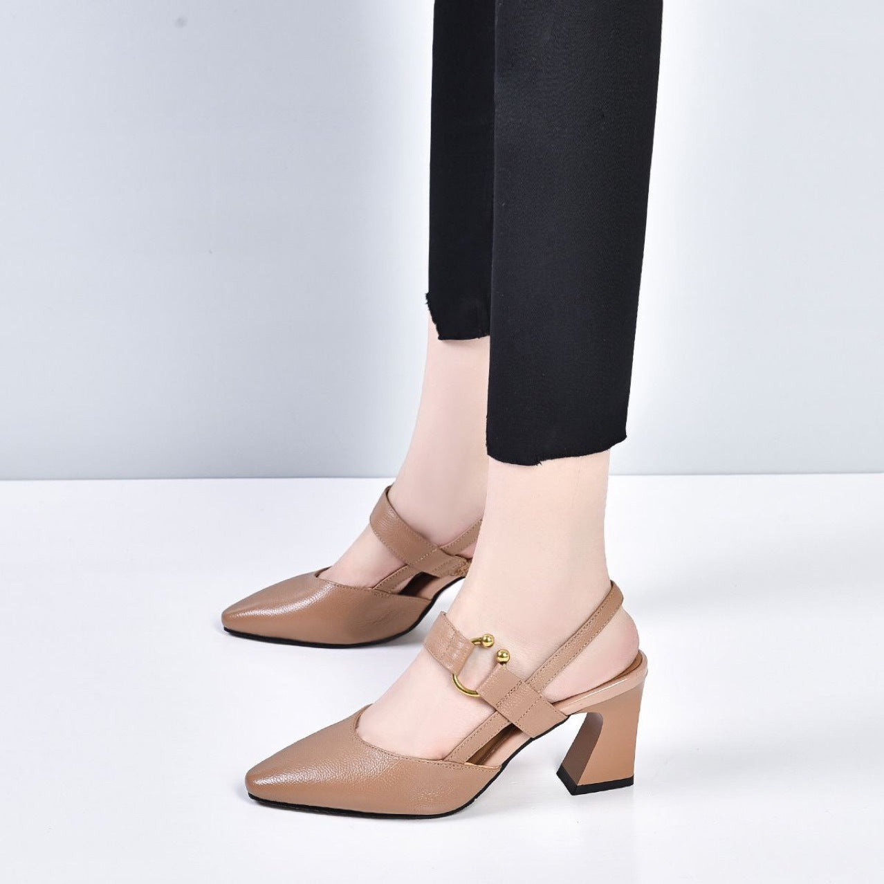 Women's Closed Toe Mid Pointed With Buckle Casual Shoes