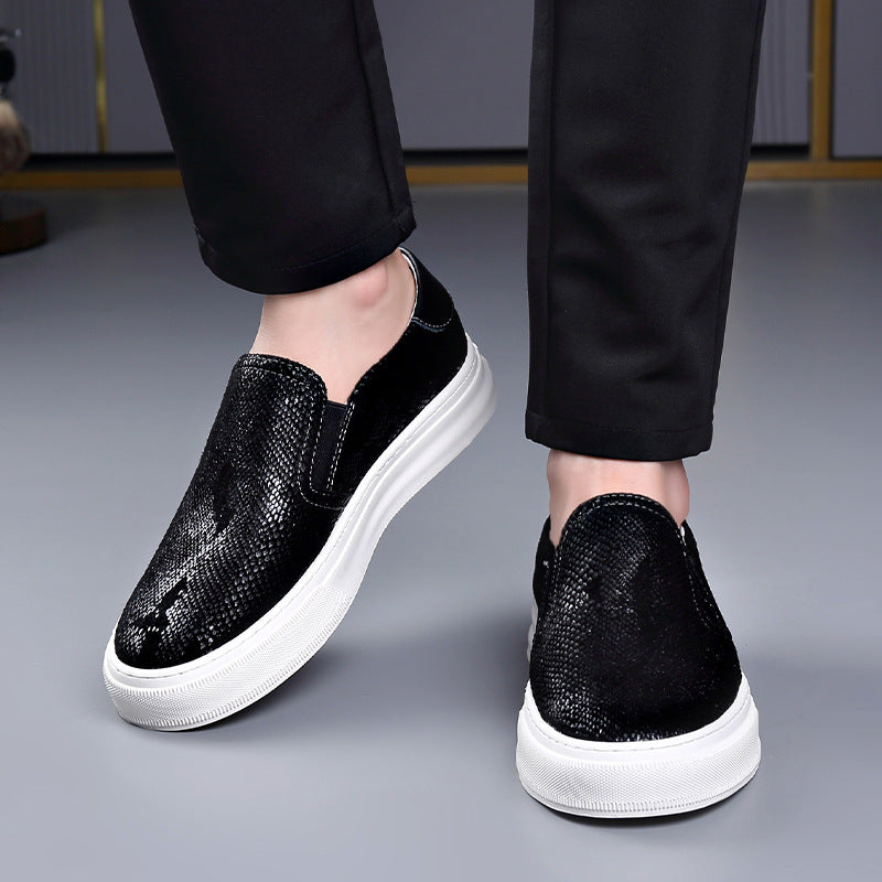 Men's Summer Breathable Slip-on Lazy Fashion Board Men's Shoes
