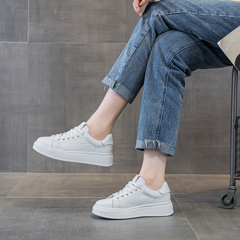 Women's Sense Cowhide Easy Wear Early Spring Classic Sneakers