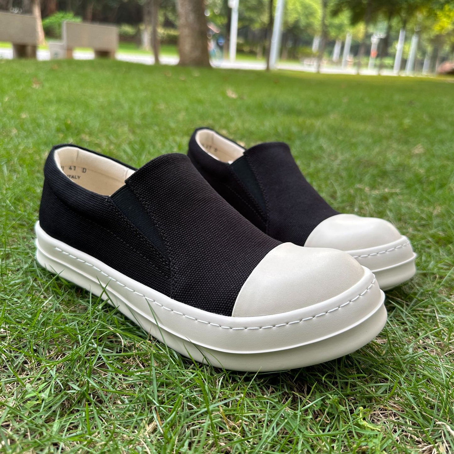 Women's & Men's Slip-on Summer Couple Thick Bottom Breathable Canvas Shoes