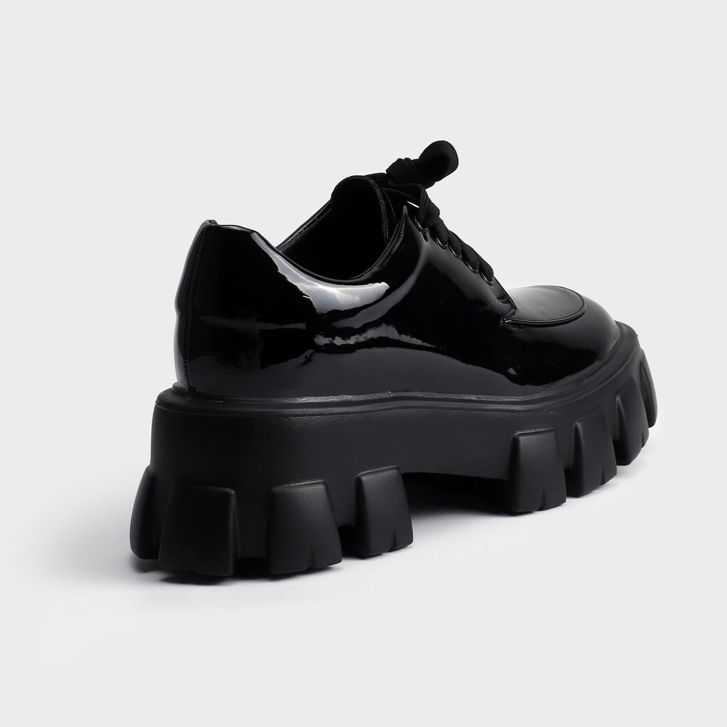 Grape Mom Spring Fashion Uniform Big Head Platform Leather Shoes