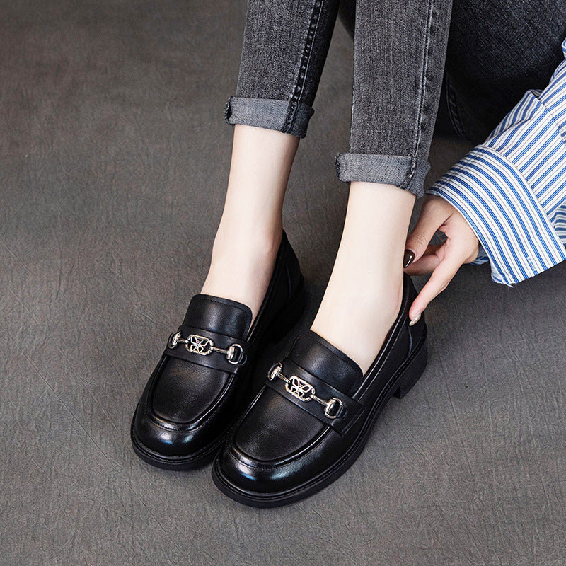 Women's Cowhide Spring Flat Soft Bottom Surface Loafers
