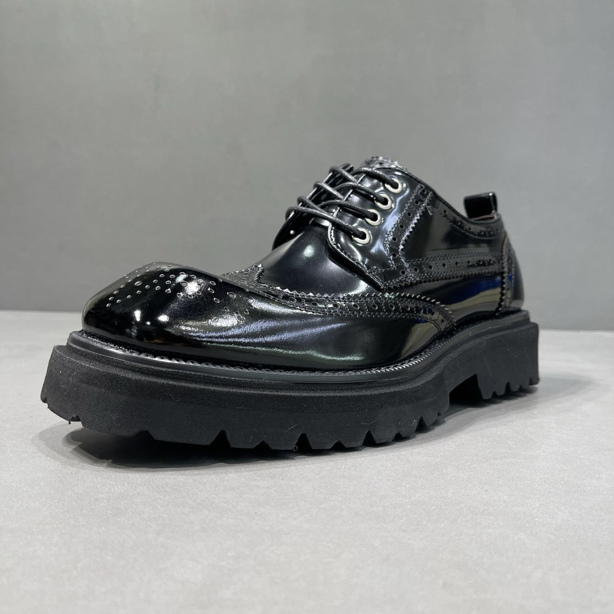Men's Brogue Genuine Glossy Thick Sole Increased Retro Men's Shoes