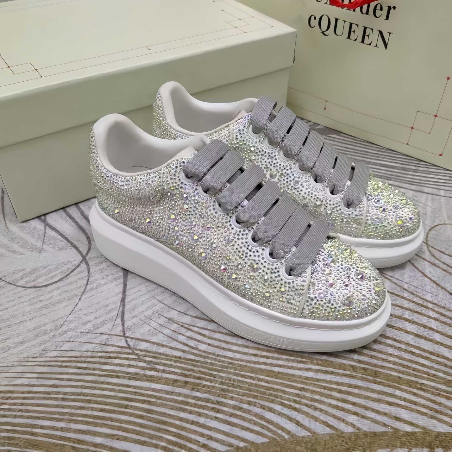 Women's Diamond White Platform Heightened Easy Wear Casual Shoes