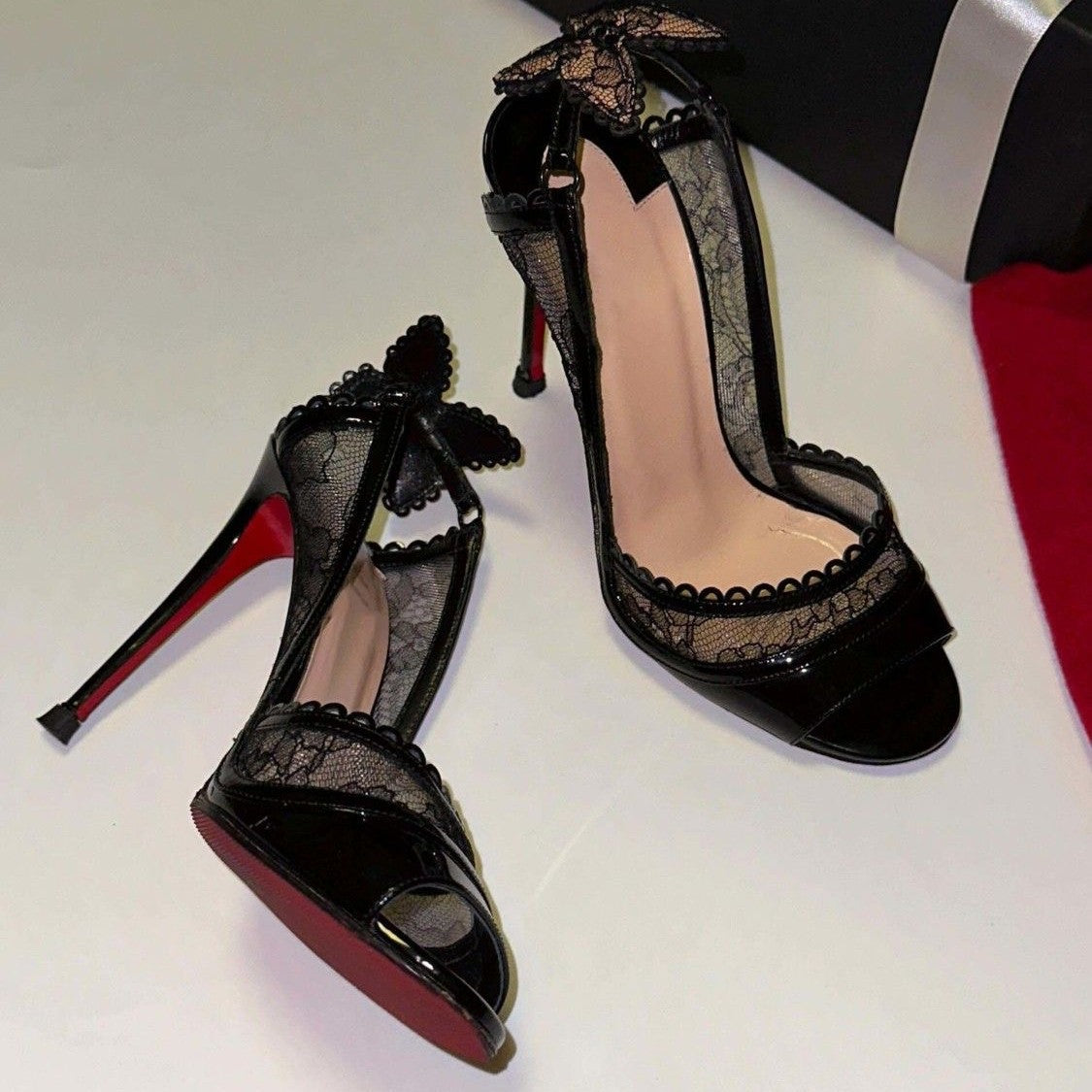 Women's Lace Red High Stiletto Hollow Sexy Heels