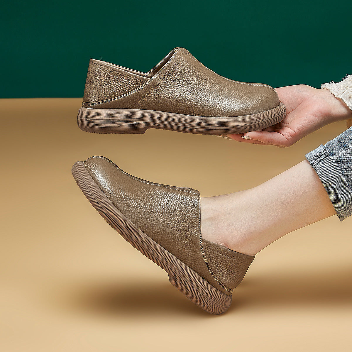 Women's British Style Retro Deep Mouth Slip-on Casual Shoes