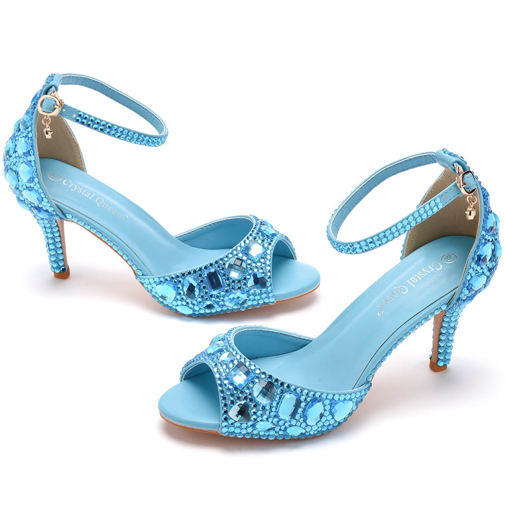 Low-cut Buckle Plus Size Round Toe Heels