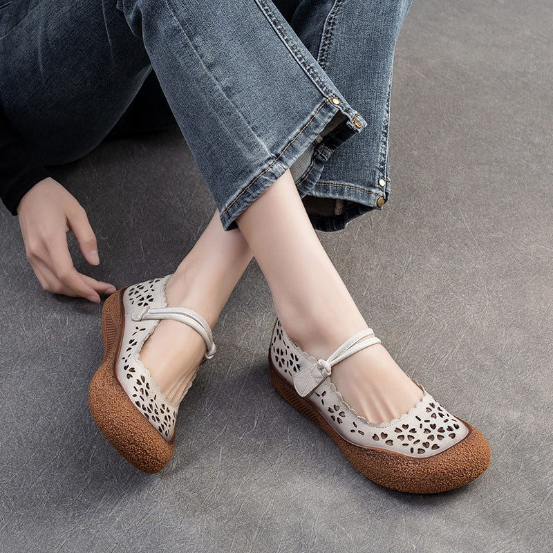 Women's Retro Style Comfortable Hollow Hole Breathable Sandals