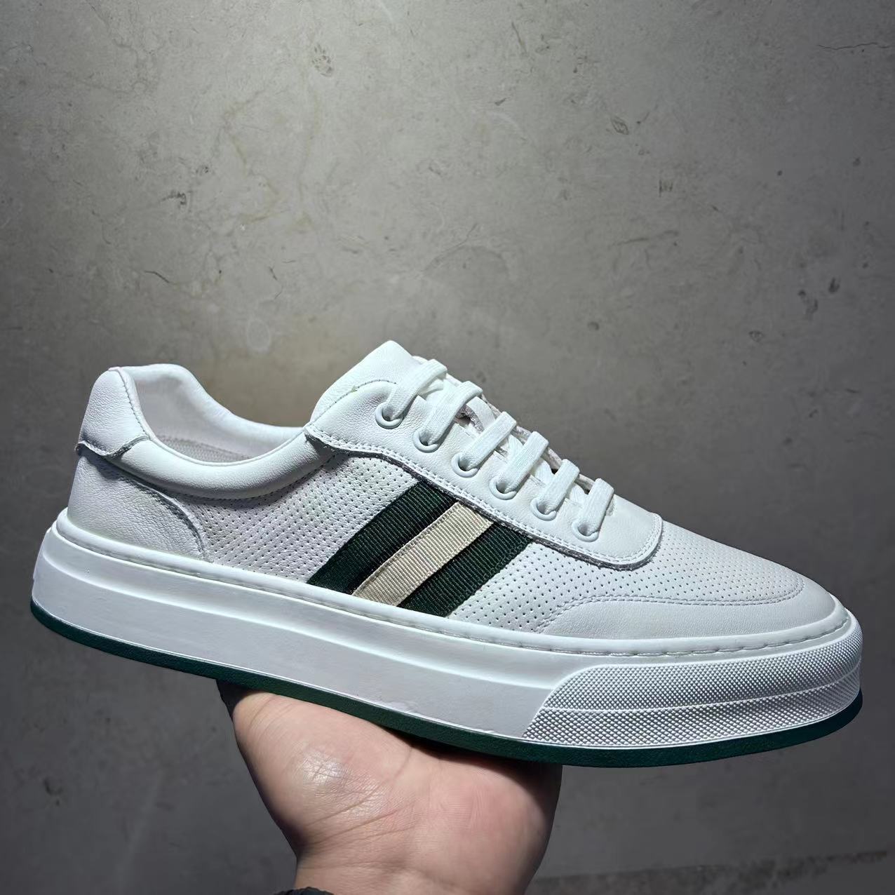 Men's Korean Fashion Type Trendy White Low Sneakers