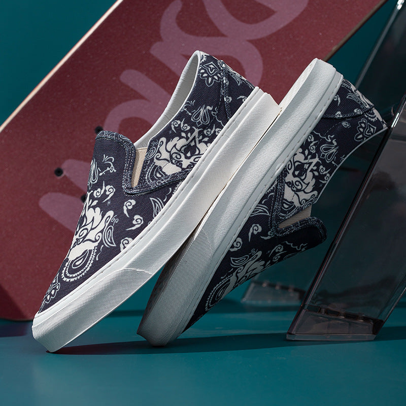 Men's Summer Slip-on Youth Fashion Flat Fashionable Printed Canvas Shoes