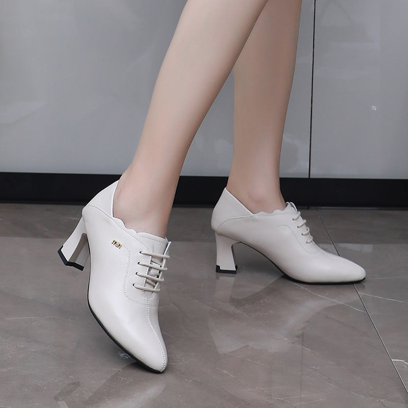 Women's Simple Versatile Cowhide Soft Bottom Size Women's Shoes